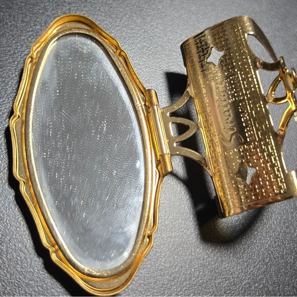 Stratton England Signed Floral Mirror Lipstick Holder Vintage Pat Number - Picture 3 of 6